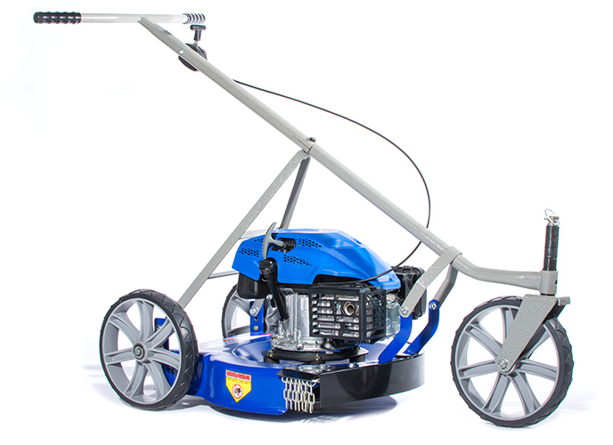 YAMAHA TS52 LAWNMOWERS  - PROFICIENT CUTTING:
The TS52 is a proficient cutting machine for areas exceeding 3000m². This slasher with large nylon-plastic heavy-duty wheels, large steel front stone guard and grass chute, two swing-blades on large 520mm disc and easy to grip handles makes work easier. 
